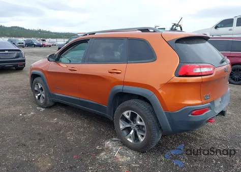 2015 Jeep Cherokee Trailhawk from USA, damaged, VIN 1C4PJMBS5FW717114
